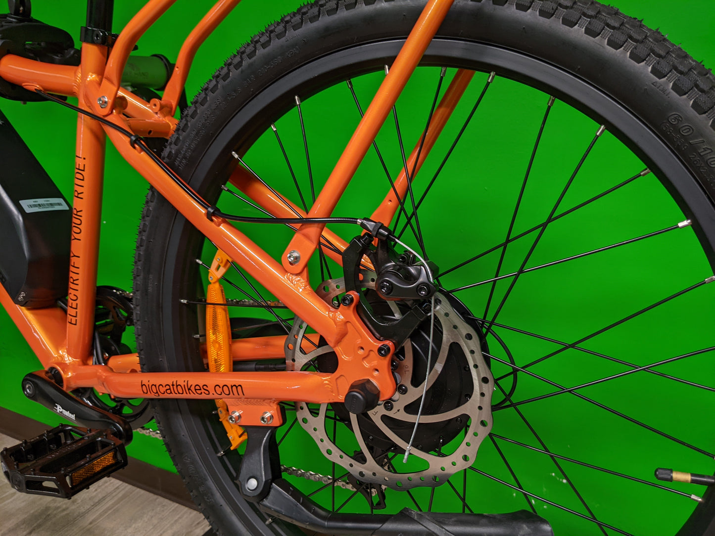 BIG CAT® Wild Cat 500- (Electric Mountain Bike)- (Hybrid Road Bike) Electric Bike