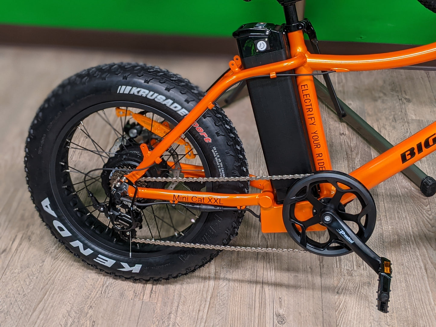 BIG CAT® 2025 Mini Fat Cat 750 (Max Output 1500W) XXL -Fat Tire Premium Electric Bike