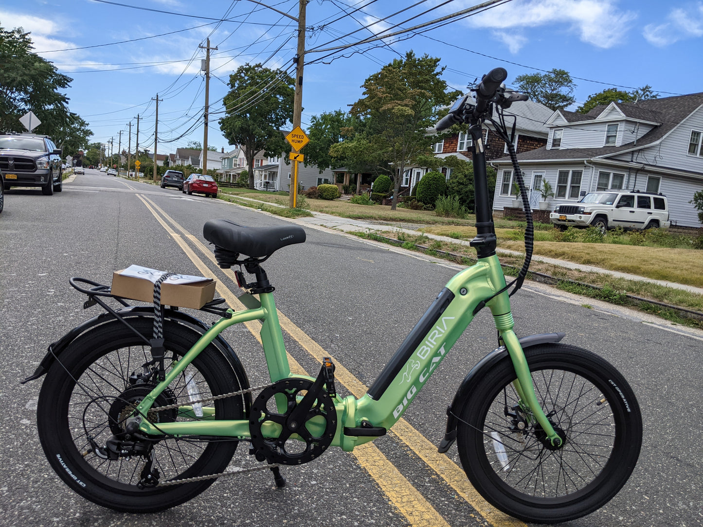 Big Cat 2025 BIRIA 500 Thin Tire - Folding Electric Bike