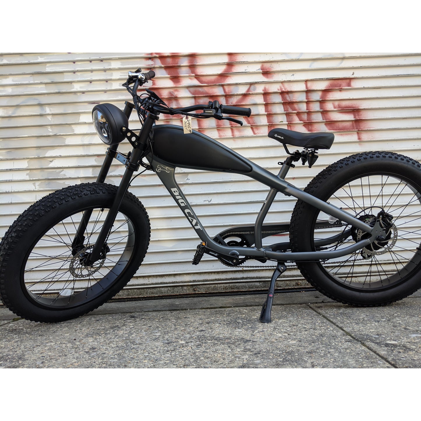 2024 Big Cat Cheetah XXL 17.5AH 750 watt- 26" Road Cruiser Electric Bike