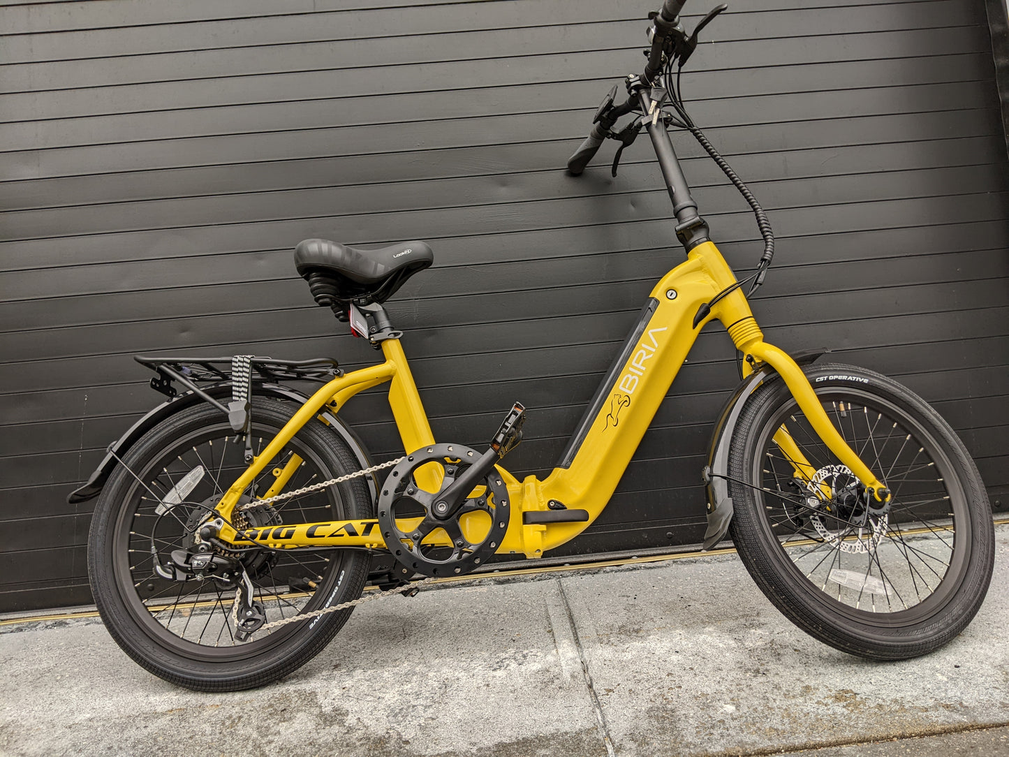 Big Cat 2024 BIRIA 500 Thin Tire - Folding Electric Bike